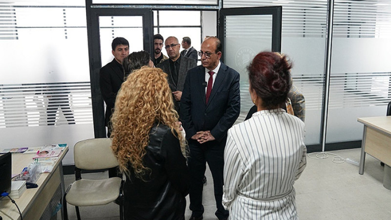 Başkan Geçit, Aile Danışma Ve Sağlık Yaşam Merkezini İnceledi
