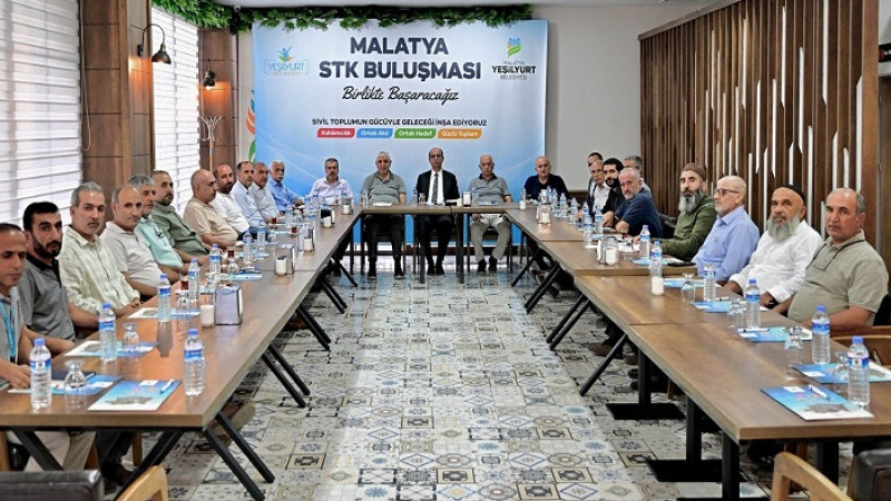 Başkan İlhan Geçit  STK Temsilcileri İle Toplantı Gerçekleştirdi