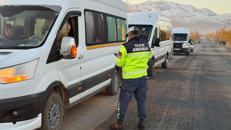 Doğanşehir’de Zorunlu Kış Lastiği Denetimleri Başladı
