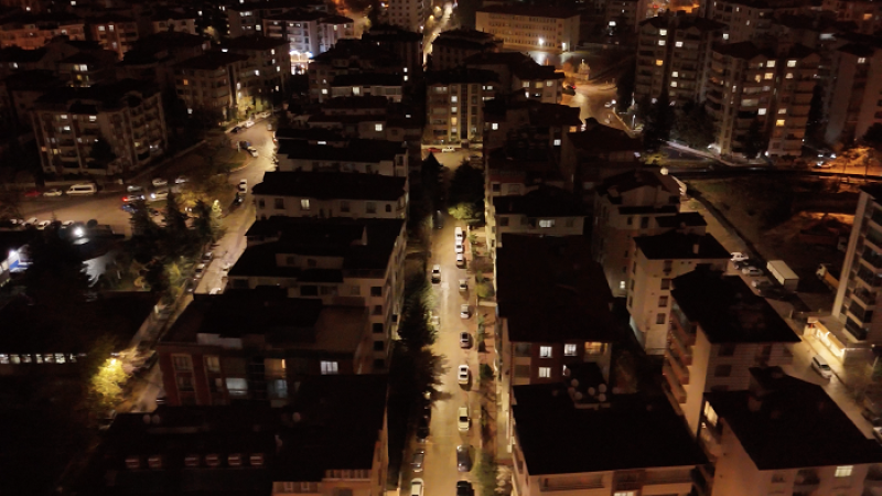 Fırat EDAŞ, Elazığ’da Sokak Aydınlatmalarını LED Teknolojisiyle Yeniliyor