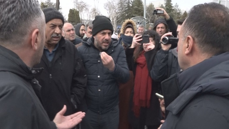 Malatya’da Tekstil İşçileri Maaş Alamadığı İddiasıyla  Eylem Yaptı