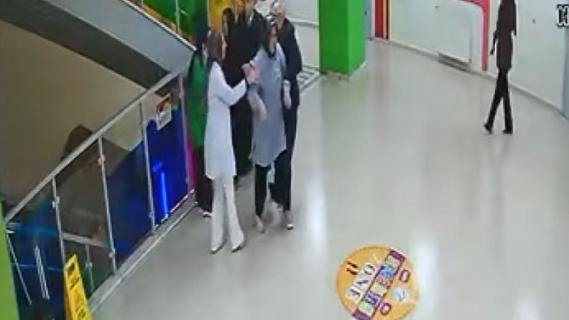 Valilik Öğretmene Saldırı Olayıyla İlgili Soruşturma Başlattı