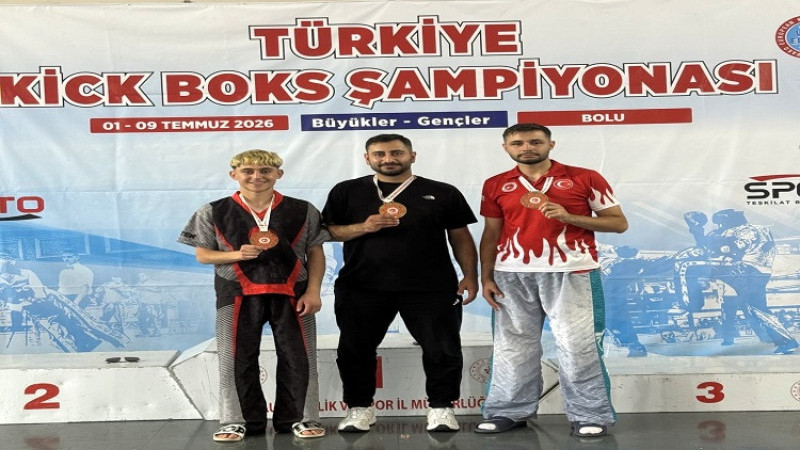 Malatyalı Kick Boksçular Bolu'da 3 Türkiye Şampiyonluğu Elde Etti