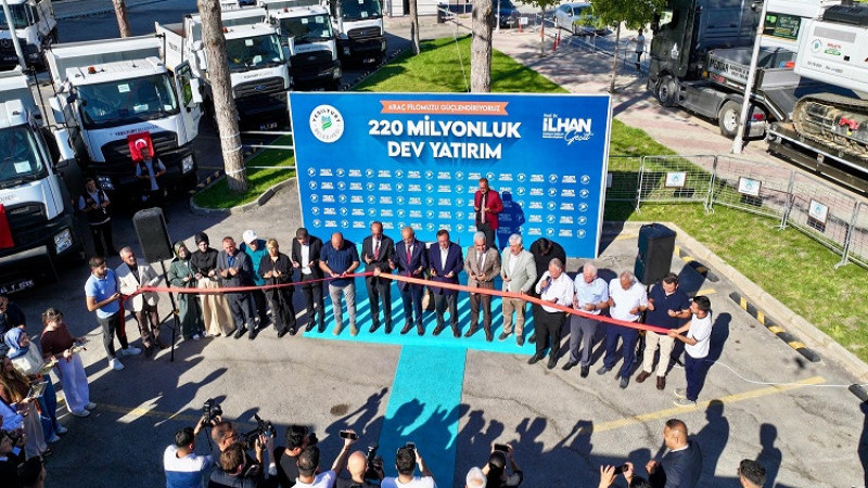 Yeşilyurt Belediyesi Araç Filosunu 31 Yeni İş Makinası Kattı