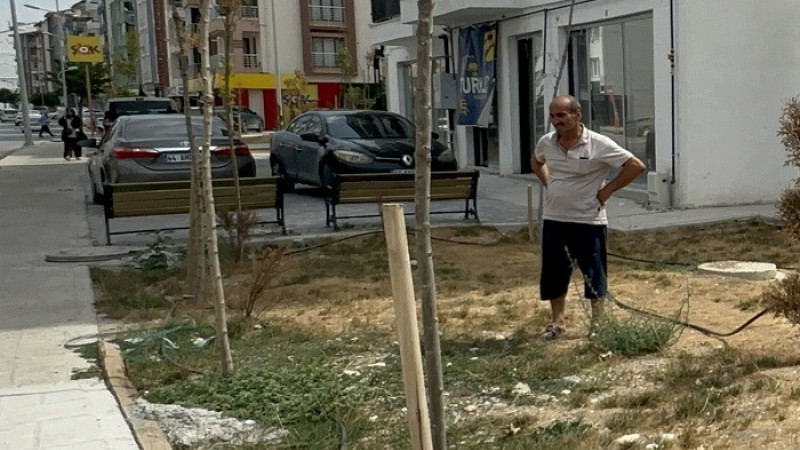 Malatya'lı Fırıncı 95 M2 Yerine 30 M2 Verilen Dükkana Tepkili